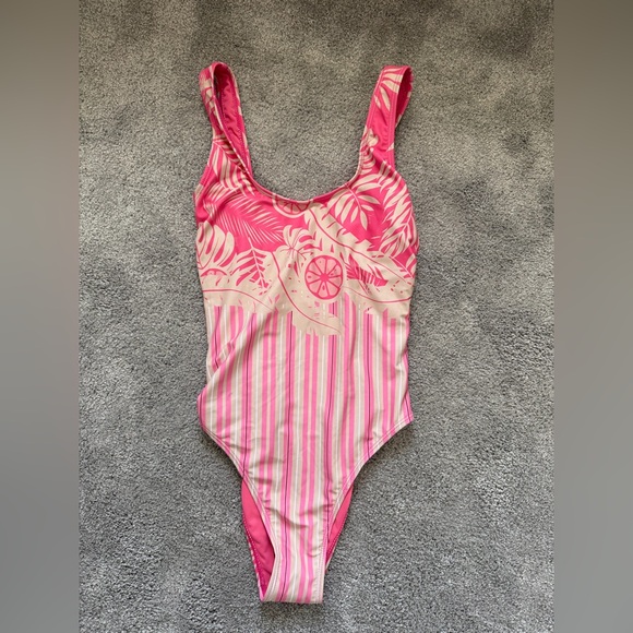Juicy Couture Other - Juicy Couture NWT Coral Tropical One-Piece Swimsuit in Small